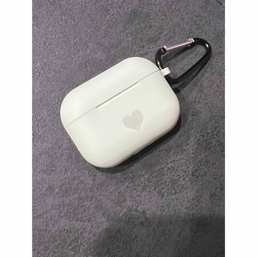 Apple(アップル)の【中古美品】AirPods pro 第1世代 スマホ/家電/カメラのオーディオ機器(ヘッドフォン/イヤフォン)の商品写真