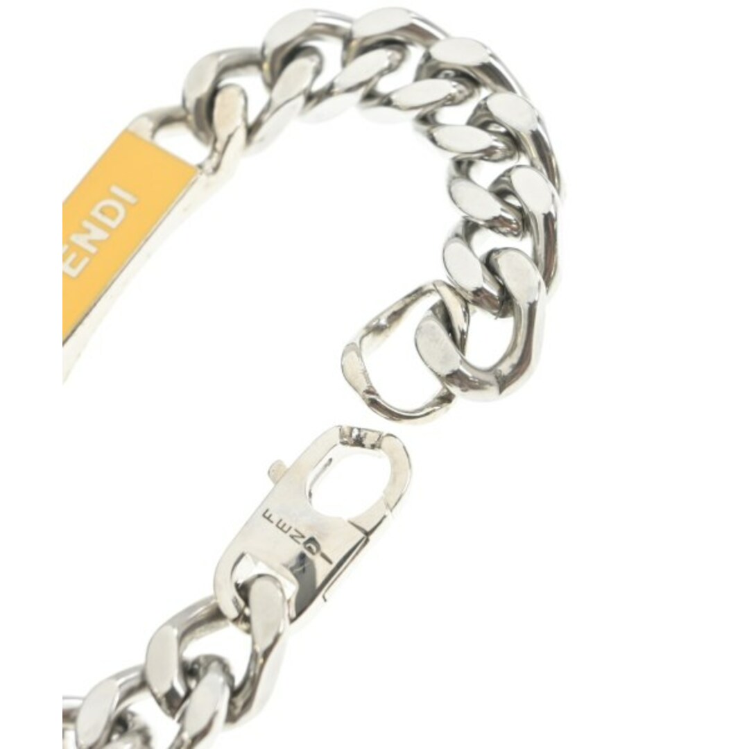 FENDI(フェンディ)のFENDI フェンディ ブレスレット・バングル - シルバー 【古着】【中古】 レディースのアクセサリー(ブレスレット/バングル)の商品写真