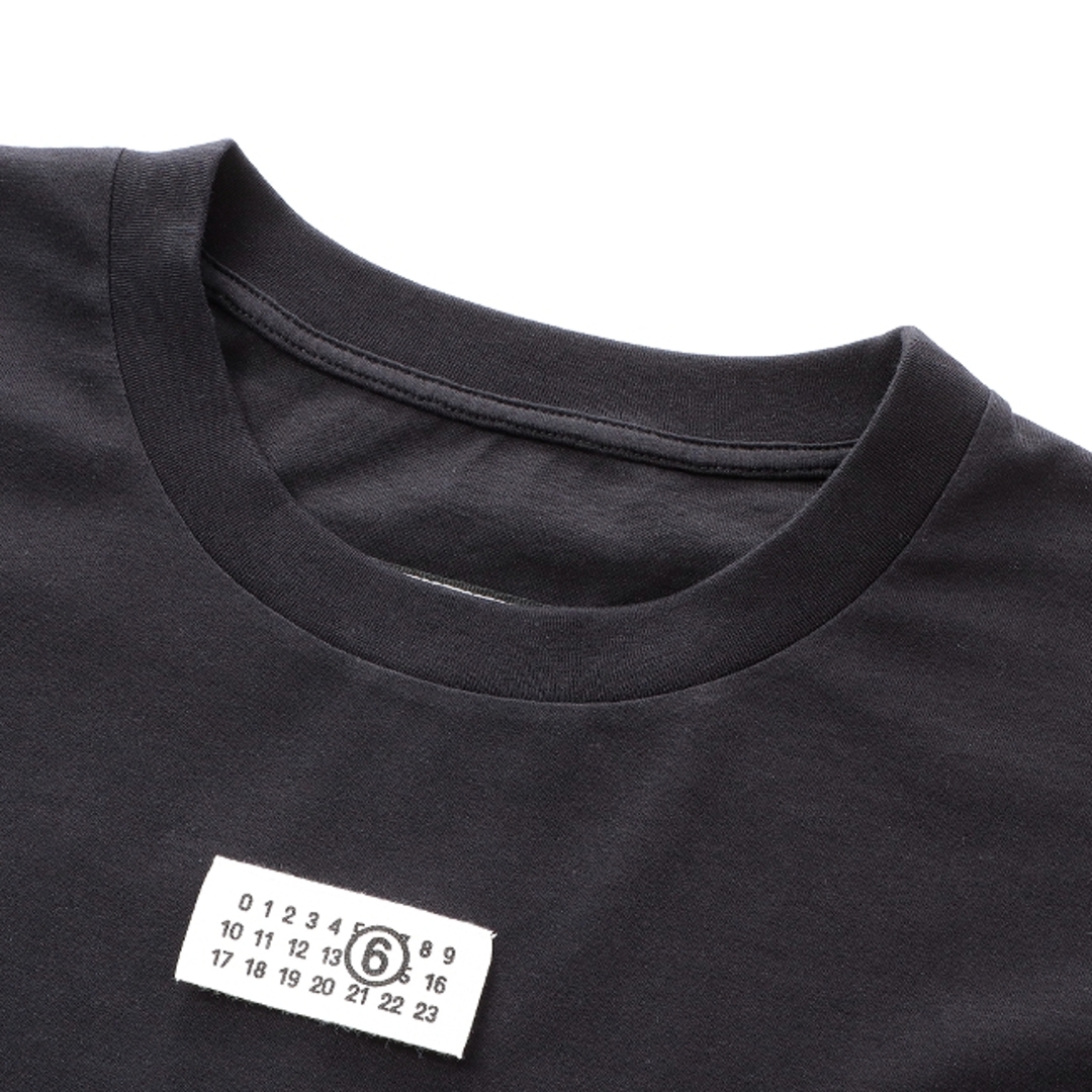 MM6(エムエムシックス)のエムエムシックス メゾンマルジェラ/MM6 MAISON MARGIELA シャツ アパレル メンズ T-SHIRT Tシャツ BLACK 2024年春夏新作 SH0GC0017-S24312-900 メンズのトップス(Tシャツ/カットソー(半袖/袖なし))の商品写真