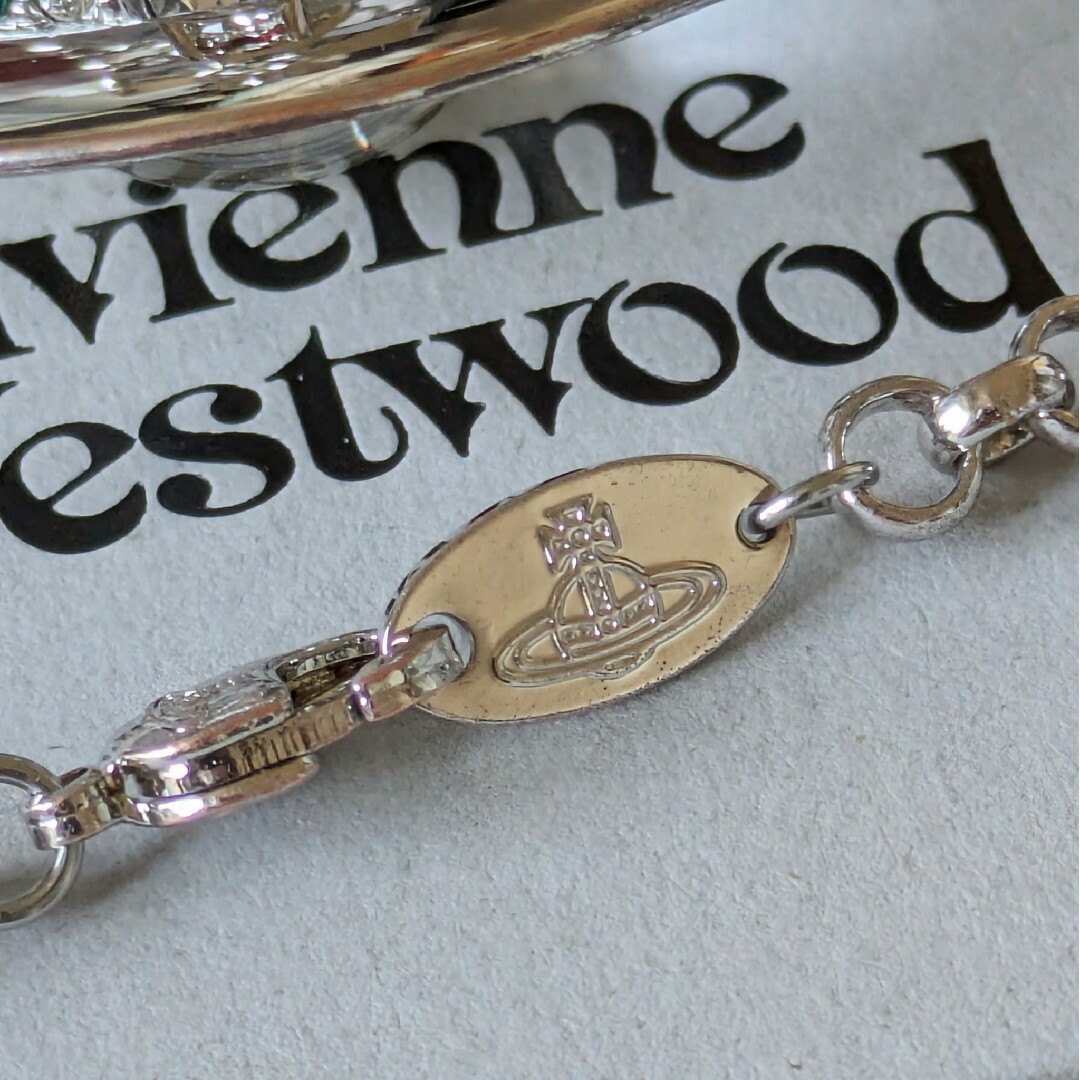 Vivienne Westwood(ヴィヴィアンウエストウッド)のvivienne westwood ニュースモールオーブネックレス シルバー レディースのアクセサリー(ネックレス)の商品写真