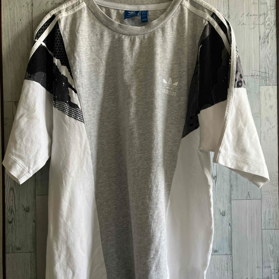 adidas(アディダス)のアディダス Tシャツ メンズのトップス(Tシャツ/カットソー(半袖/袖なし))の商品写真