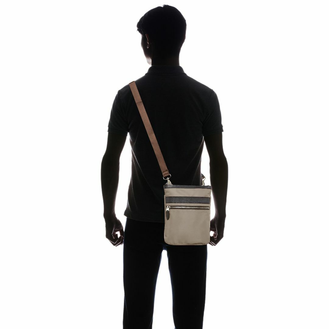 【色: ベージュ】[タケオキクチ] ショルダーバッグ シザーバッグ チョークバッ メンズのバッグ(その他)の商品写真