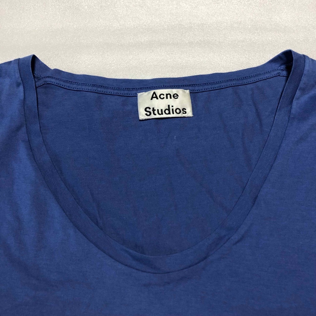 Acne Studios(アクネストゥディオズ)の【美品】Acne×アメリカンラグシー Uネック半袖Tシャツ S 青 別注 アクネ メンズのトップス(Tシャツ/カットソー(半袖/袖なし))の商品写真