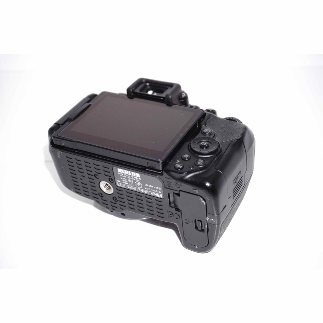 Nikon(ニコン)のスマホ連携抜群❤️WiFi機能搭載❤️Nikon　ニコン D5300レンズキット スマホ/家電/カメラのカメラ(デジタル一眼)の商品写真