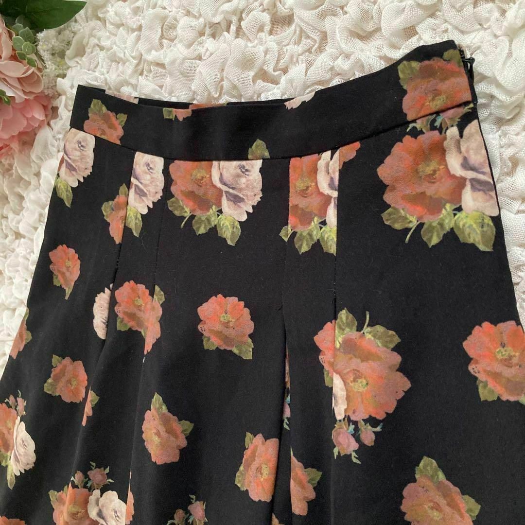 dazzlin(ダズリン)のdazzlin ダズリン ロングスカート 花柄 総柄 ブラック S レディースのスカート(ロングスカート)の商品写真