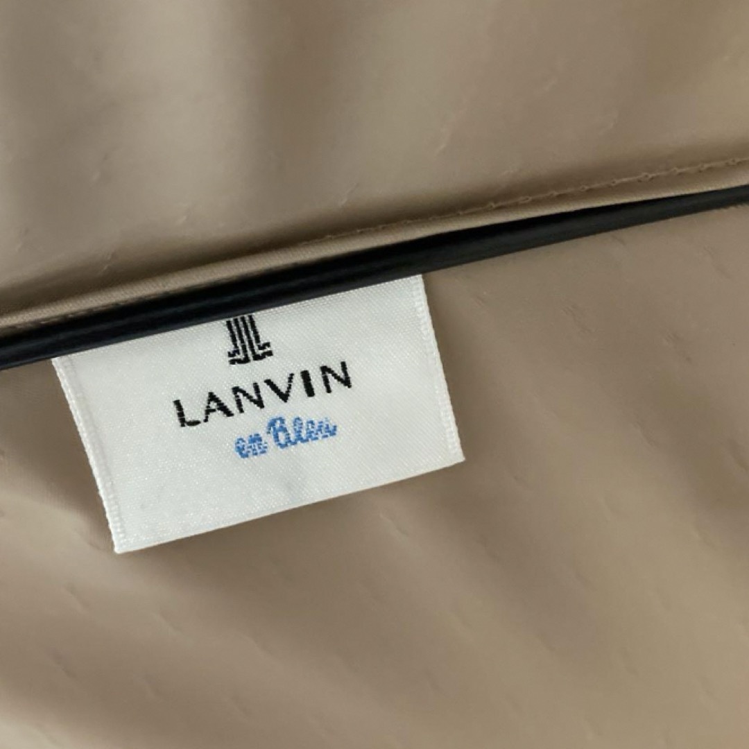 LANVIN en Bleu(ランバンオンブルー)の新品⭐️ランバン オンブルー 晴雨兼用傘 パラソル 日傘 ドビーフリル ベージュ レディースのファッション小物(傘)の商品写真