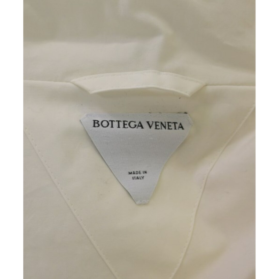 Bottega Veneta(ボッテガヴェネタ)のBOTTEGA VENETA ダウンジャケット/ダウンベスト S 白 【古着】【中古】 メンズのジャケット/アウター(ダウンジャケット)の商品写真