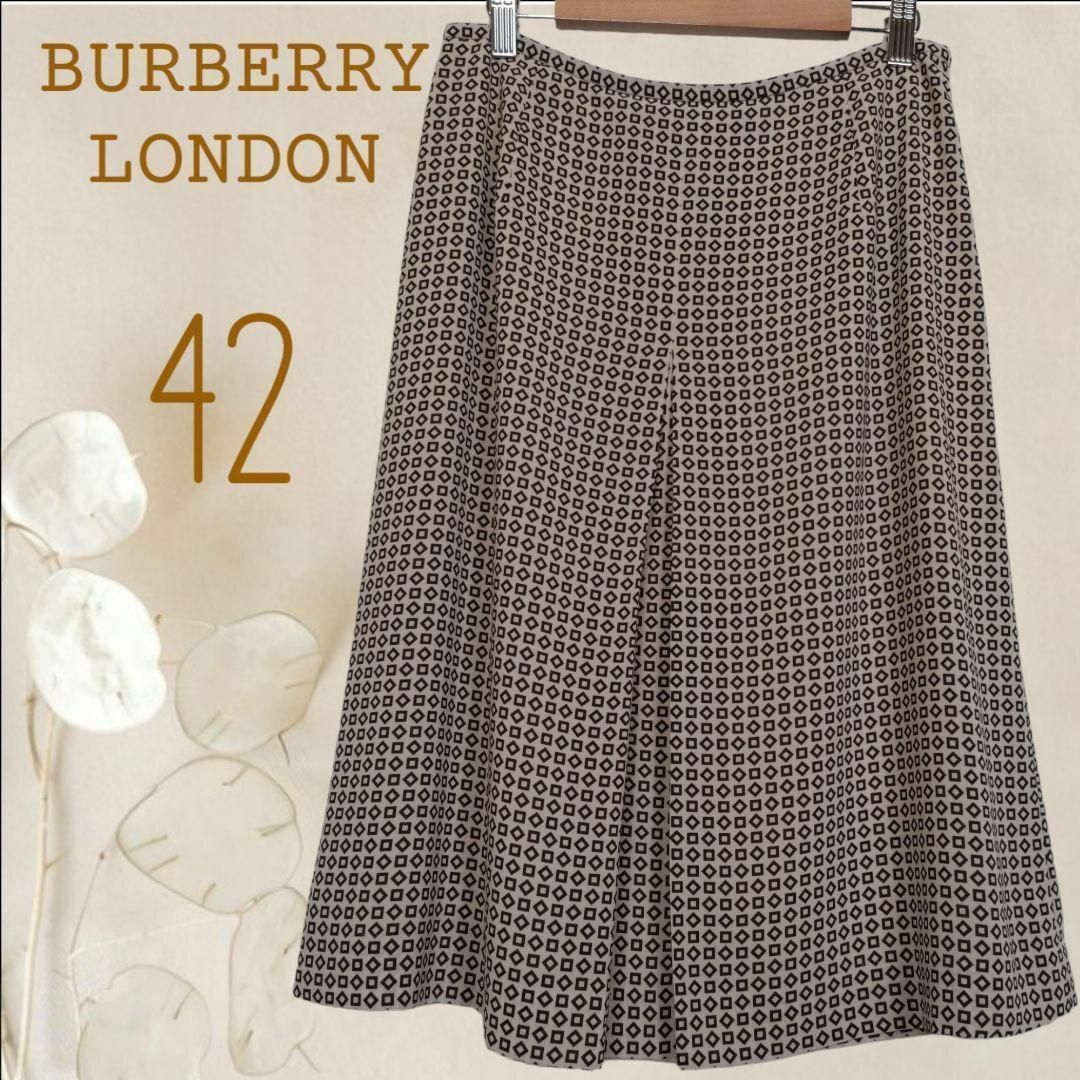 BURBERRY(バーバリー)のb2166【バーバリーロンドン】フレアースカートひざ丈センタープリーツ【美品】 レディースのスカート(ひざ丈スカート)の商品写真