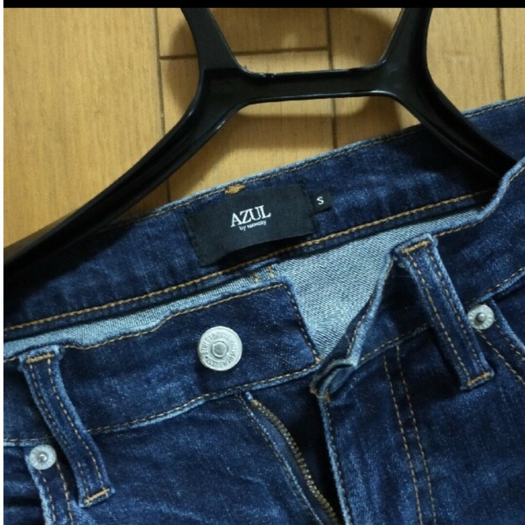 AZUL by moussy(アズールバイマウジー)のジーンズ メンズのパンツ(デニム/ジーンズ)の商品写真