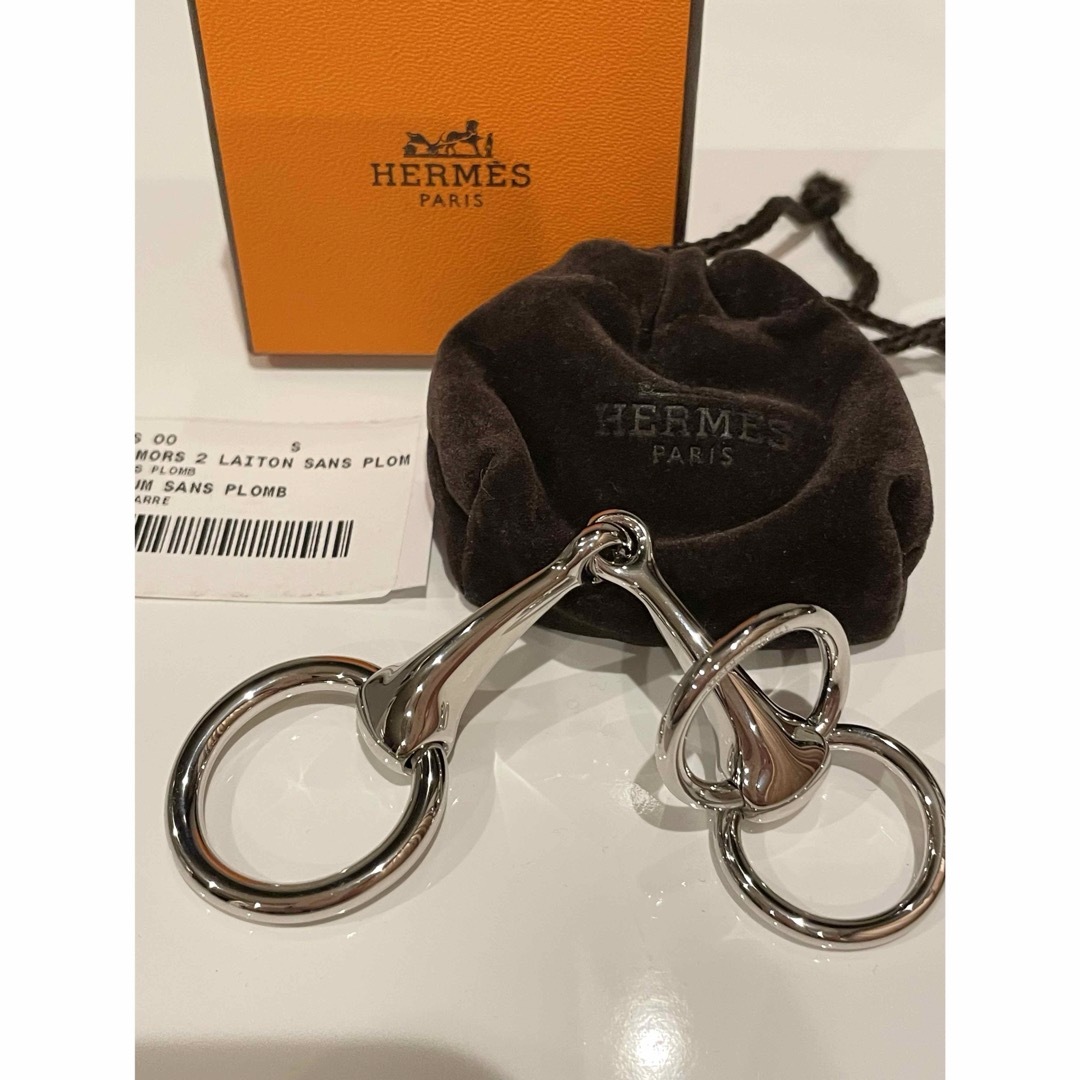 Hermes(エルメス)の【未使用品！！】エルメス♡スカーフリング　MORS2♡シルバーカラー レディースのファッション小物(バンダナ/スカーフ)の商品写真