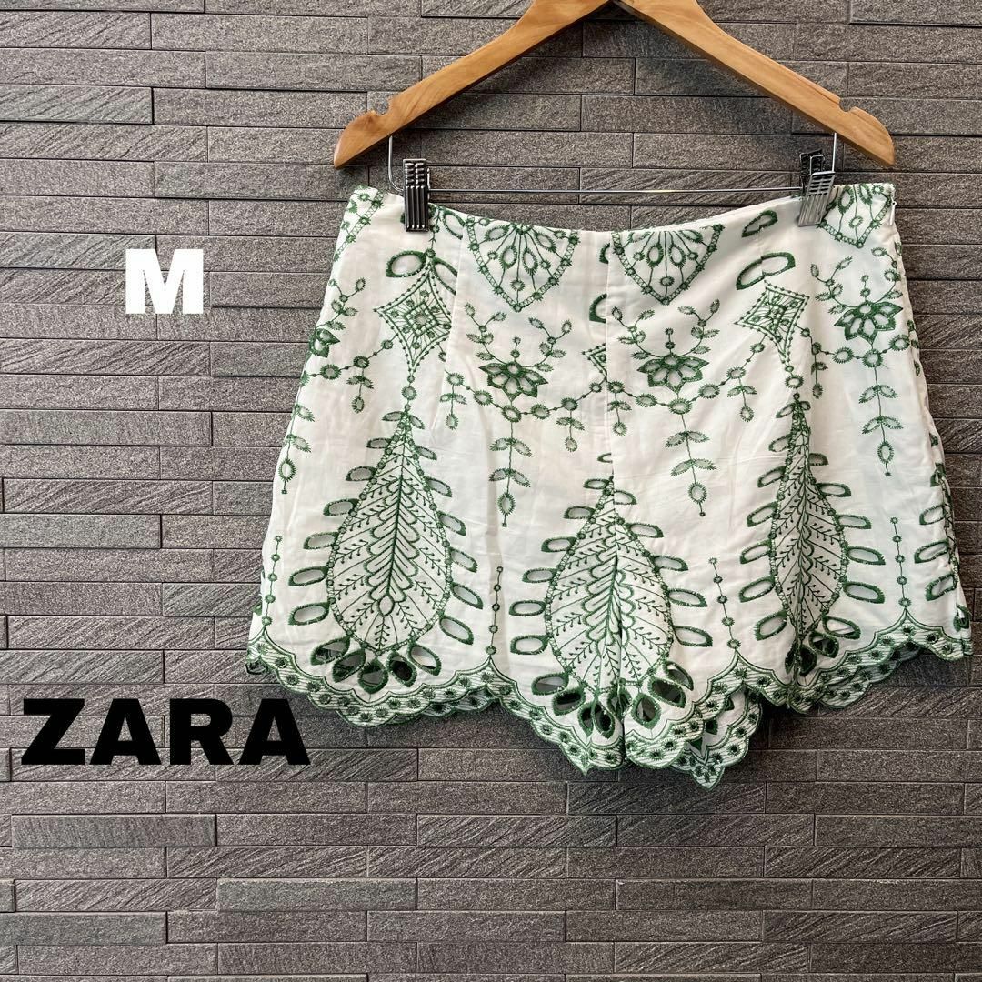 ZARA(ザラ)のザラ ZARA 刺繍 ショートパンツ　キュロット グリーン×ホワイト　ショーパン レディースのパンツ(ショートパンツ)の商品写真