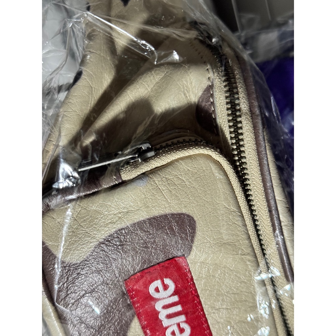 Supreme(シュプリーム)のSupreme Leather Waist Bag Dessert Camo メンズのバッグ(その他)の商品写真