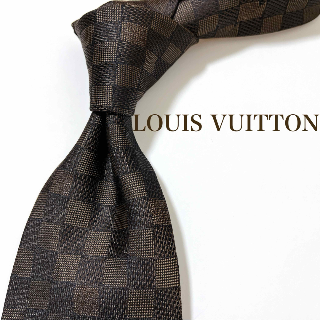 LOUIS VUITTON(ルイヴィトン)の美品 ルイヴィトン ネクタイ ハイブランド ダミエ柄 光沢 ロゴグラム 希少 メンズのファッション小物(ネクタイ)の商品写真