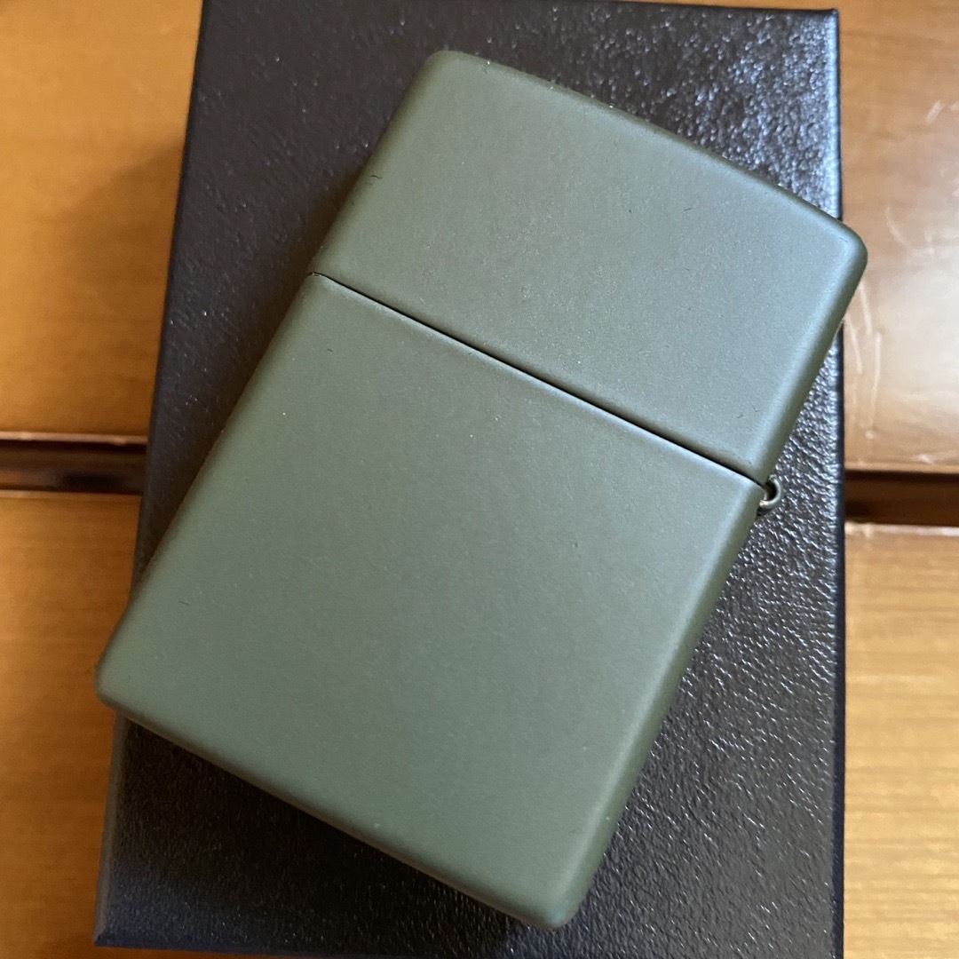 ZIPPO(ジッポー)のZIPPO USA 和柄 唐草 グリーンマット 新品未使用 オイルライター メンズのファッション小物(タバコグッズ)の商品写真