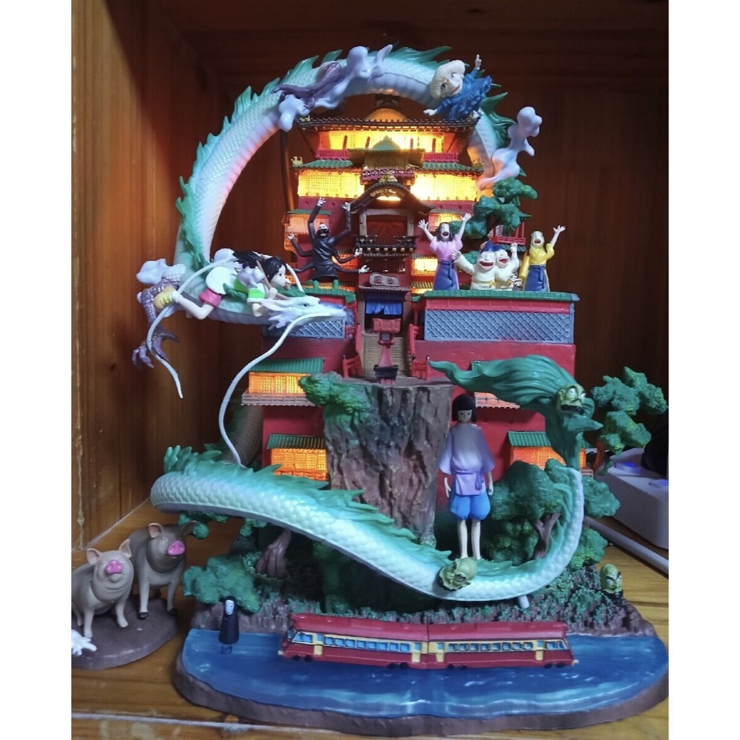 ジブリ 千と千尋の神隠し 油屋 フィギュア PVC製品 ガレージ ジブリ 千と千尋の神隠し 油屋 フィギュア PVC製品 ガレージ