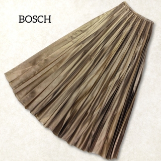 BOSCH - ボッシュ ✿ プリーツ フレア ロングスカート ベージュ ゴールド メタリック