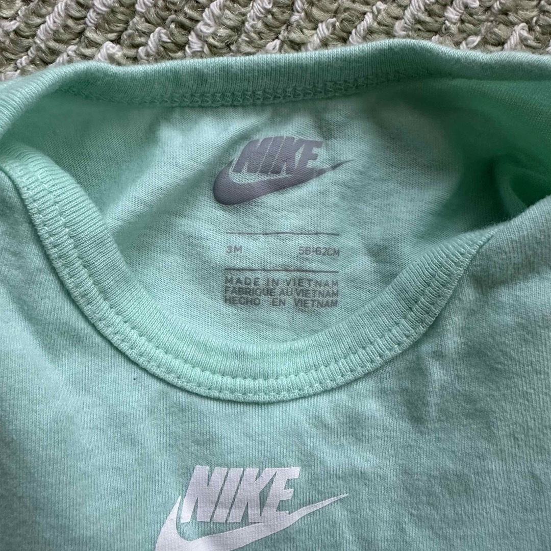 NIKE(ナイキ)のNIKEベビー服２枚セット キッズ/ベビー/マタニティのベビー服(~85cm)(カバーオール)の商品写真