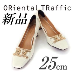 オリエンタルトラフィック(ORiental TRaffic)の【新品】ORiental TRaffic  スクエアトゥ 変形ヒール  パンプス(ハイヒール/パンプス)