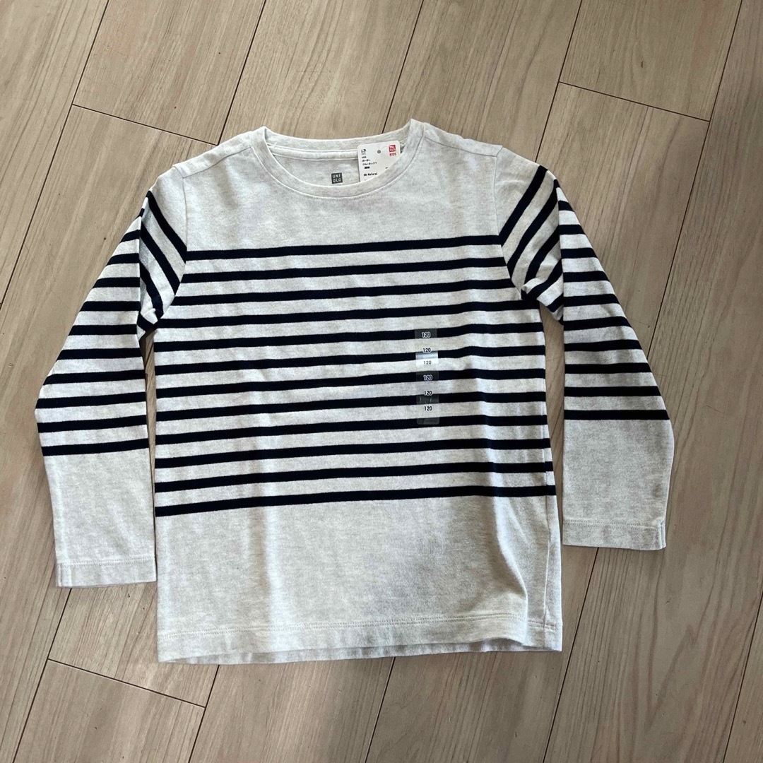 UNIQLO(ユニクロ)のUNIQLO カットソー  キッズ/ベビー/マタニティのキッズ服男の子用(90cm~)(Tシャツ/カットソー)の商品写真