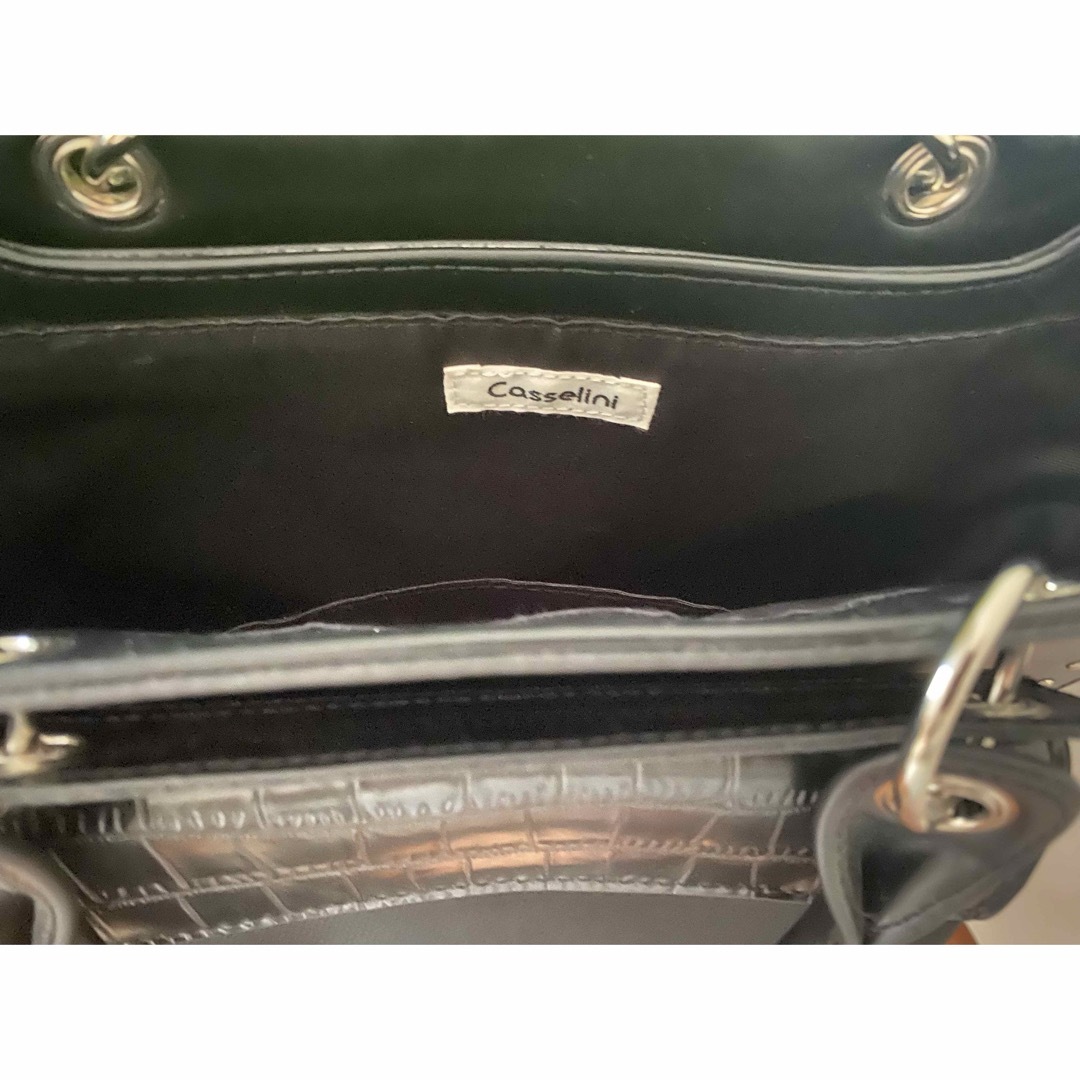 Casselini(キャセリーニ)の人気商品★レイビームスキャセリーニスタッズトートバッグショルダークロコ レディースのバッグ(トートバッグ)の商品写真