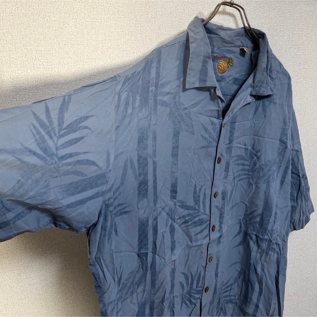 【アロハシャツ】半袖柄シャツシルク　総柄　ボタニカル竹バンブー　ネイビー37 メンズのトップス(シャツ)の商品写真