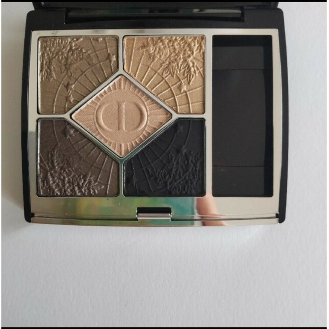 Dior(ディオール)のDIOR サンク クルール クチュール 限定359 コスメ/美容のベースメイク/化粧品(アイシャドウ)の商品写真