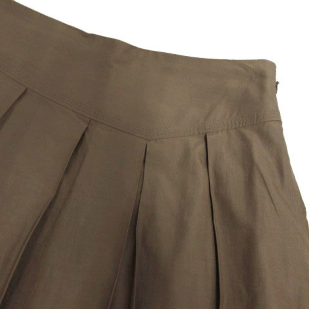 UNTITLED(アンタイトル)のUNTITLED スカート プリーツ フレア ミディ丈 日本製 茶系 L レディースのスカート(ひざ丈スカート)の商品写真