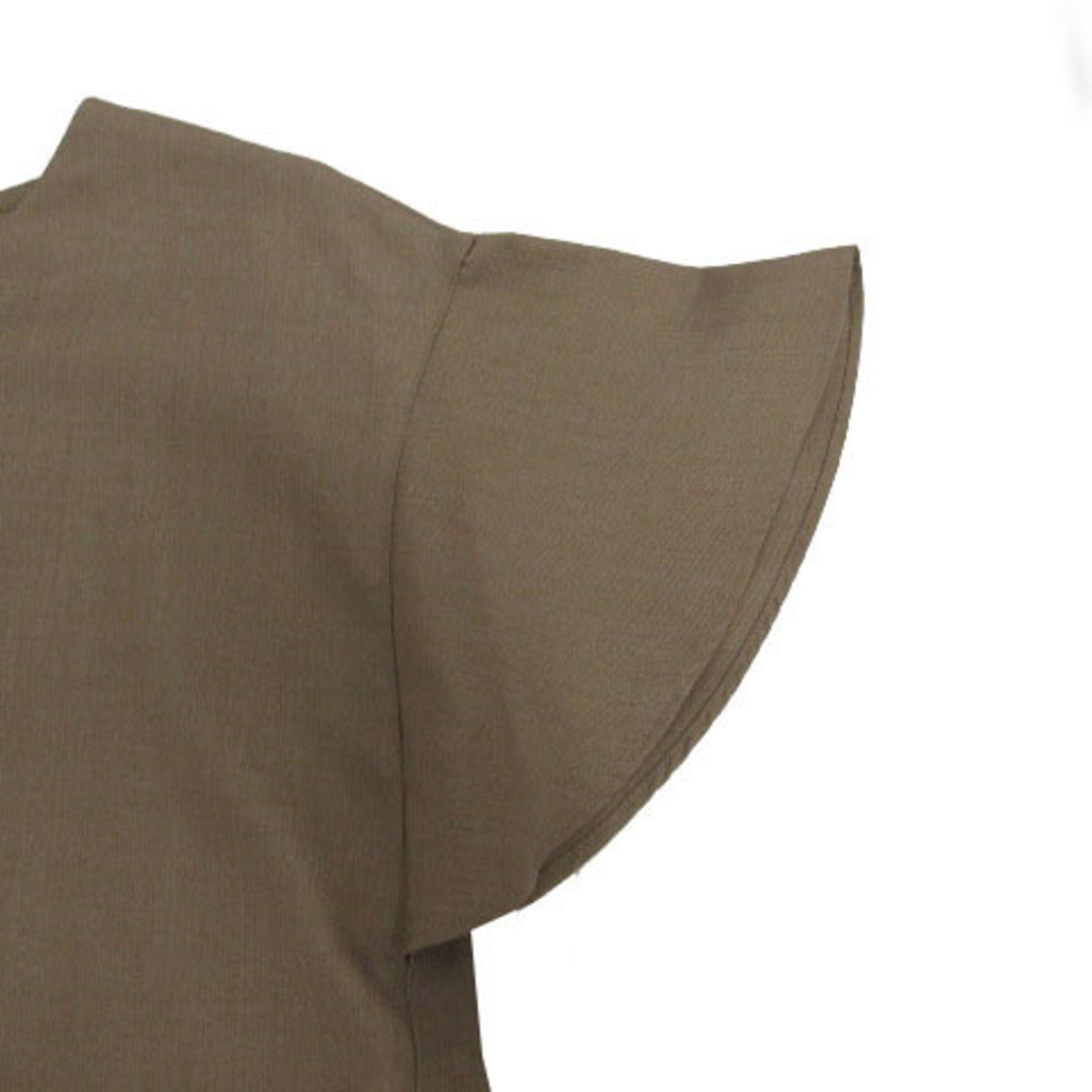 OPAQUE.CLIP(オペークドットクリップ)のオペークドットクリップ フリルスリーブ ラウンドヘムブラウス 茶 S レディースのトップス(シャツ/ブラウス(半袖/袖なし))の商品写真