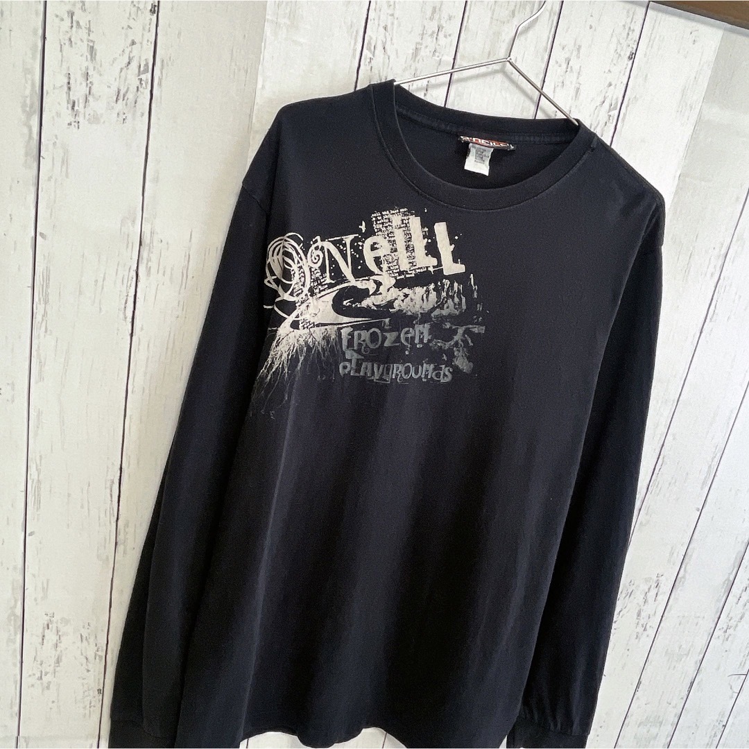 O'NEILL(オニール)のO’Neill　長袖Tシャツ　ブラック　黒　ロング　ロンT　プリント　USA古着 メンズのトップス(Tシャツ/カットソー(七分/長袖))の商品写真