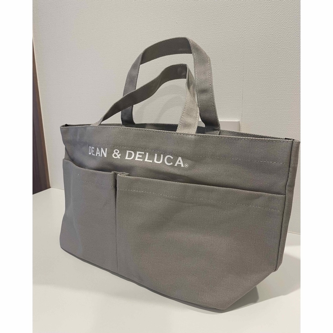 DEAN & DELUCA(ディーンアンドデルーカ)の新品★DEAN&DELUCAディーンアンドデルーカトートバッググレー レディースのバッグ(トートバッグ)の商品写真