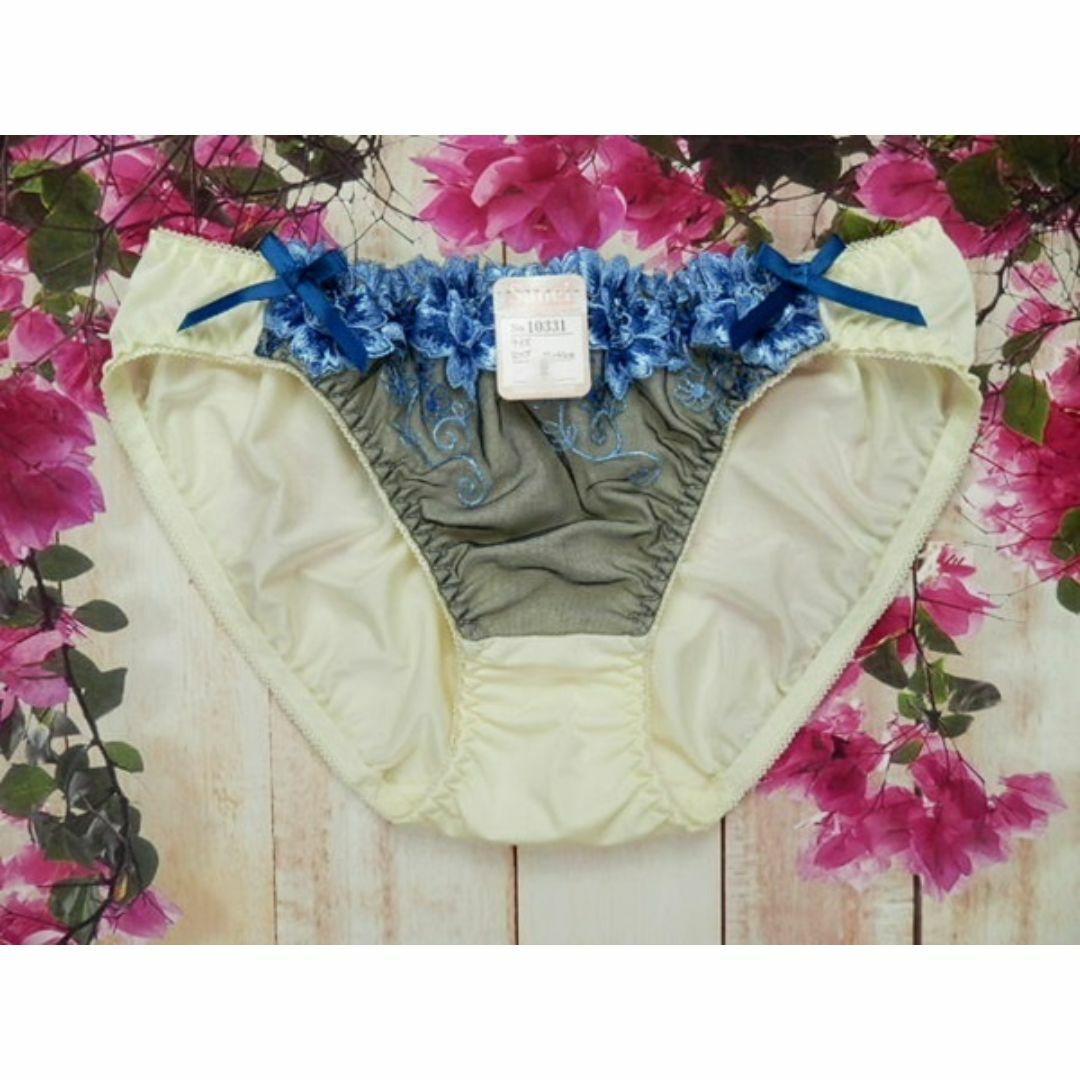 SE01★B65 M★ブラショーツセット シャクヤク刺繍　クリーム系 レディースの下着/アンダーウェア(ブラ&ショーツセット)の商品写真