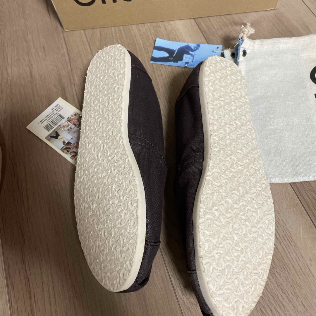 TOMS(トムズ)のTOMS トムズ　フラットシューズ レディースの靴/シューズ(スニーカー)の商品写真