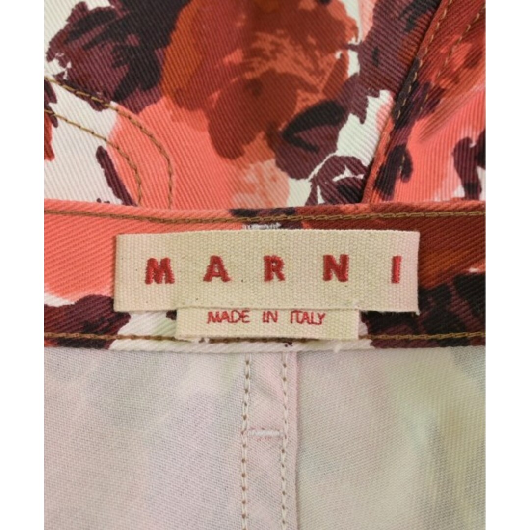 Marni(マルニ)のMARNI マルニ デニムパンツ 40(M位) 白xピンクx赤(花柄) 【古着】【中古】 レディースのパンツ(デニム/ジーンズ)の商品写真