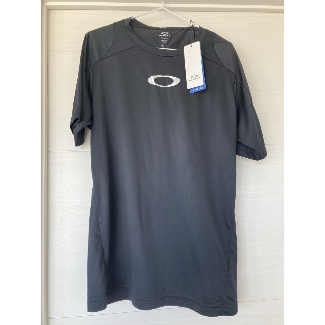 Oakley(オークリー)のオークリー　OAKLEY メンズ半袖シャツ　ジャージ　メッシュ　スポーツウェア メンズのトップス(ジャージ)の商品写真