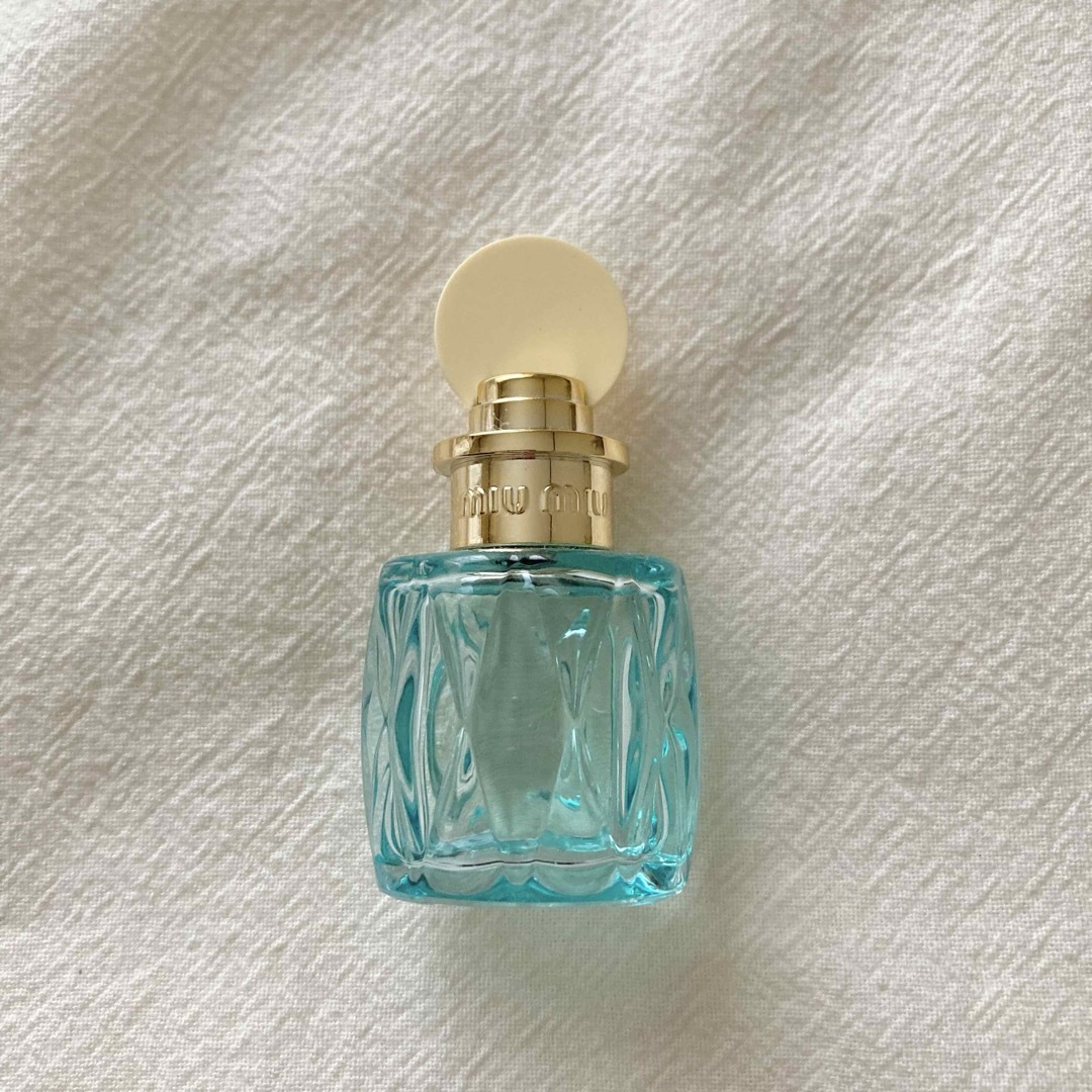 miumiu(ミュウミュウ)のMIUMIU ローブルー ミニサイズ コスメ/美容の香水(香水(女性用))の商品写真