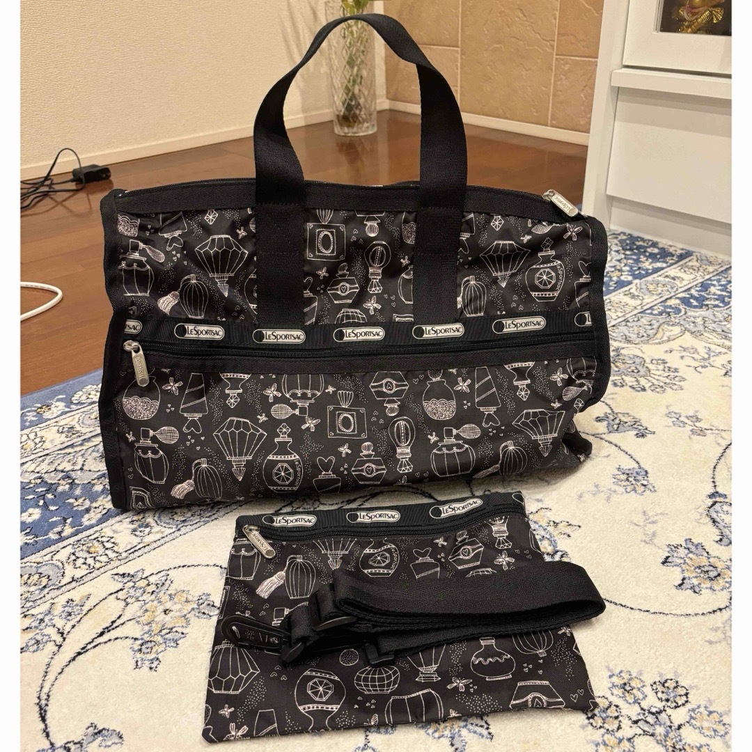 LeSportsac(レスポートサック)のレスポートサック ボストンバッグ ドット　2way　ポーチ付き未使用品 レディースのバッグ(ボストンバッグ)の商品写真