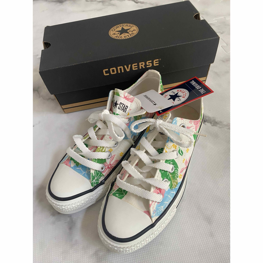 CONVERSE(コンバース)の新品コンバース　ヴィンテージ　アロハ　スニーカー レディースの靴/シューズ(スニーカー)の商品写真