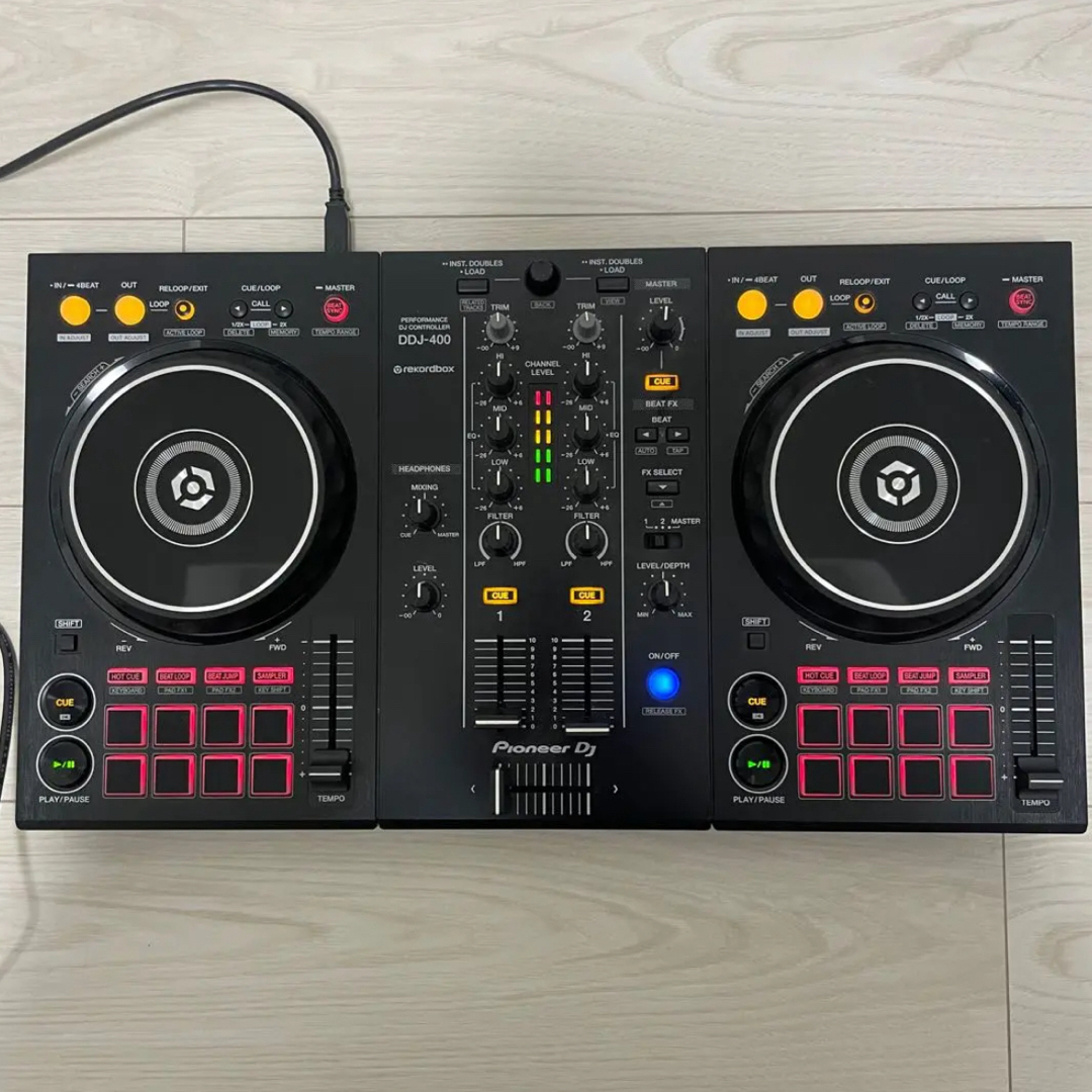 Pioneer(パイオニア)のDDJ-400 持ち運びボックス付き 楽器のDJ機器(CDJ)の商品写真