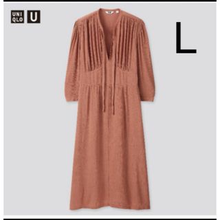 ユニクロ(UNIQLO)のユニクロ　ビスコースボウタイワンピース七部袖⭐️新品タグ付き⭐️(ロングワンピース/マキシワンピース)