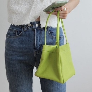 【おしゃれ♡】レディース　ハンドバッグ　グリーン 緑　韓国　ミニバッグ(ハンドバッグ)