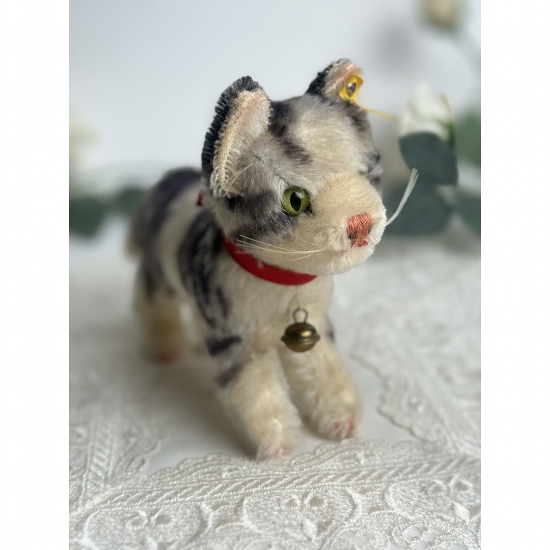 Steiff(シュタイフ)のシュタイフ★Cat Tabby 14cm★キャットタビー/ねこ/猫★Steiff エンタメ/ホビーのおもちゃ/ぬいぐるみ(ぬいぐるみ)の商品写真