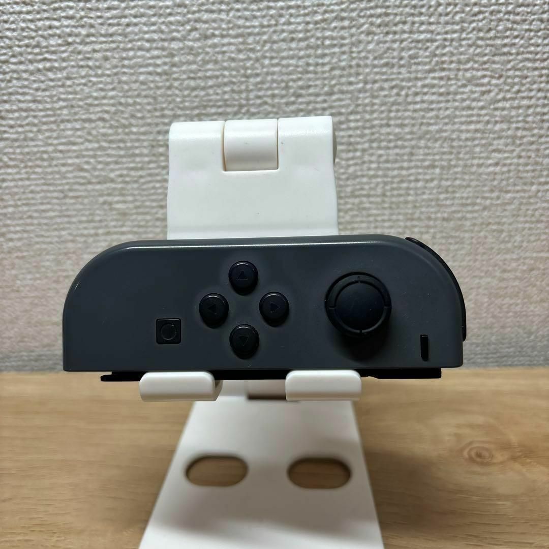 【動作確認済み】JOY-CON (L) グレージョイコン左 エンタメ/ホビーのゲームソフト/ゲーム機本体(家庭用ゲーム機本体)の商品写真