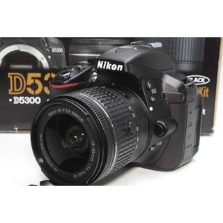 ニコン(Nikon)の❤️Wi-Fi内蔵＆自撮り❤️Nikon D5300 AF-P レンズキット(デジタル一眼)