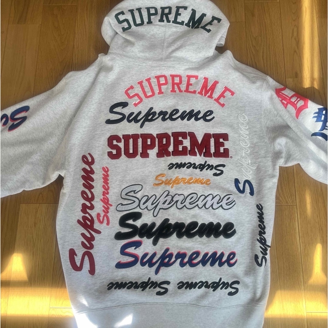 Supreme(シュプリーム)のsupreme マルチロゴパーカー メンズのトップス(パーカー)の商品写真