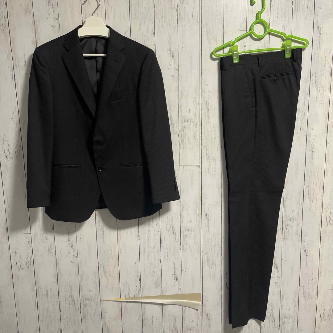 Mitsumine(ミツミネ)の新品未使用　Mitsumine スーツ　セットアップ　ブラック　ストライプ メンズのスーツ(セットアップ)の商品写真