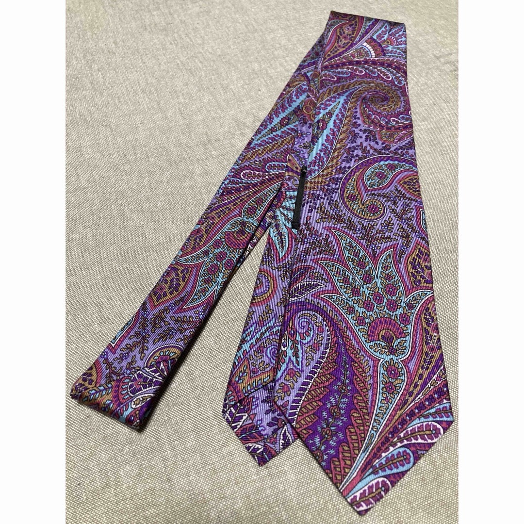 ETRO(エトロ)の【美品】ETRO／エトロ／シルクタイ／フローラル／ペイズリー／パープル／伊製 メンズのファッション小物(ネクタイ)の商品写真