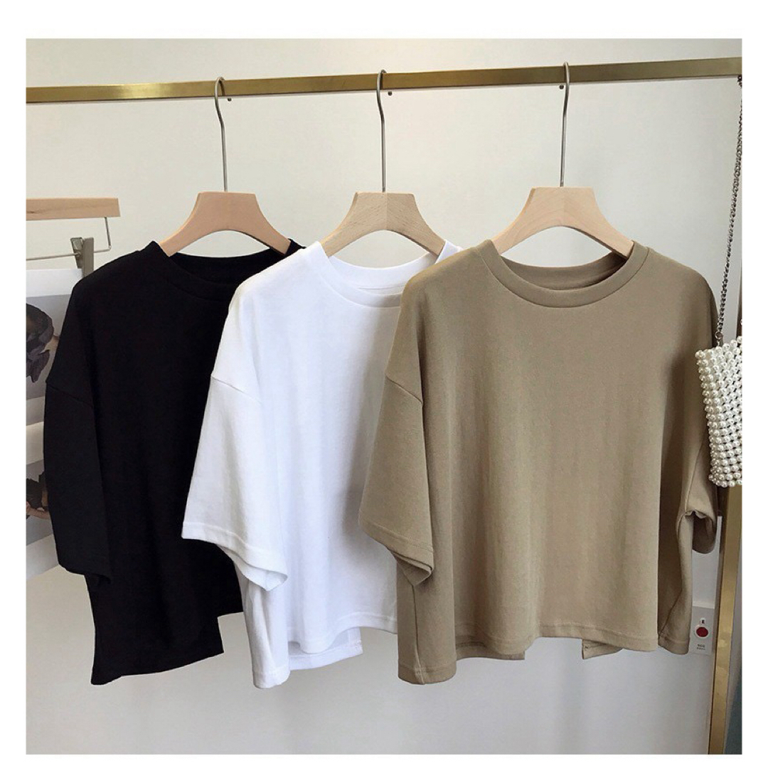 新品　レディース　トップス　L ブラック　Tシャツ　可愛い　シンプル　韓国　無地 レディースのトップス(Tシャツ(半袖/袖なし))の商品写真