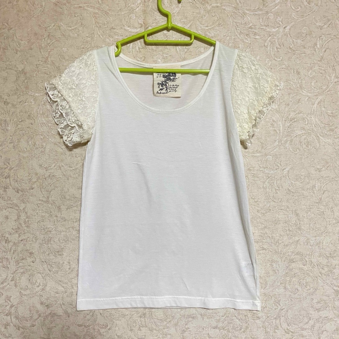 Tシャツ　フリルシャツ レディースのトップス(Tシャツ(半袖/袖なし))の商品写真