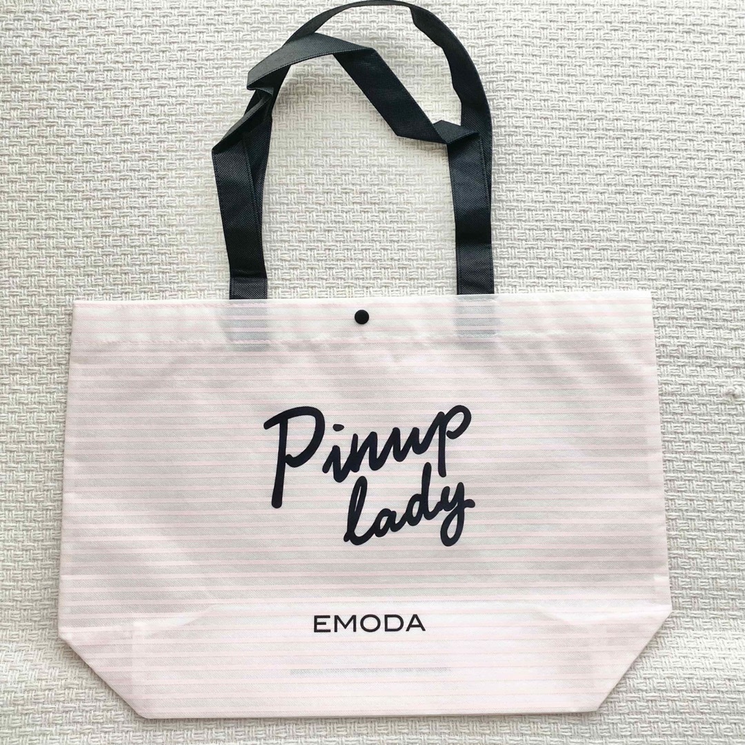 EMODA(エモダ)のEMODA エモダ　限定 ショッパー バッグ　Pinup Lady  ピンク レディースのバッグ(トートバッグ)の商品写真