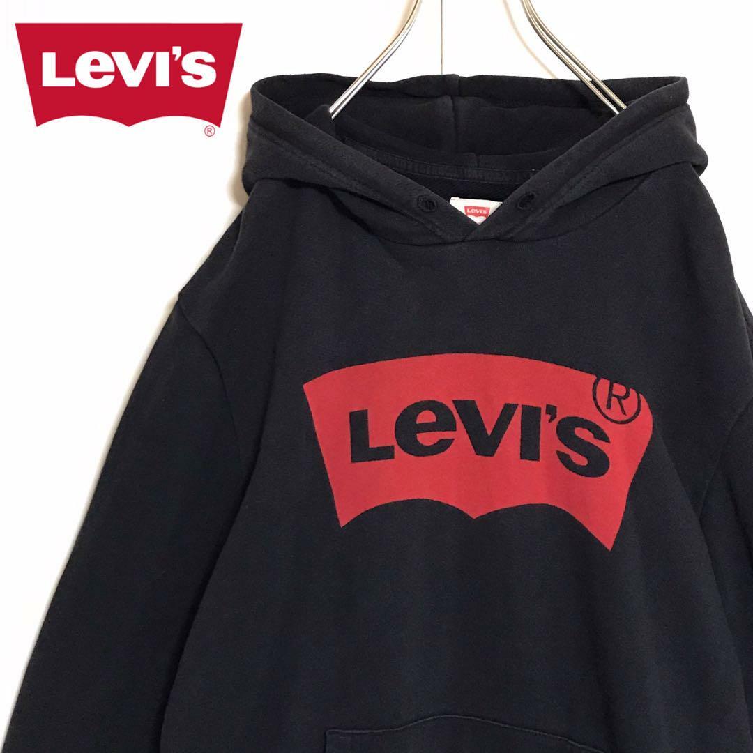 Levi's(リーバイス)の【人気L】リーバイス　ビッグロゴ入りパーカー　ブラック　人気定番　C366 メンズのトップス(パーカー)の商品写真